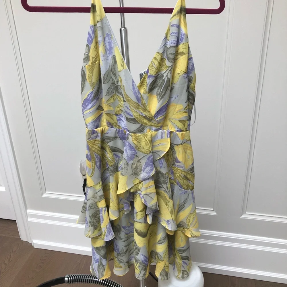 Dress - Picture 1 of 2